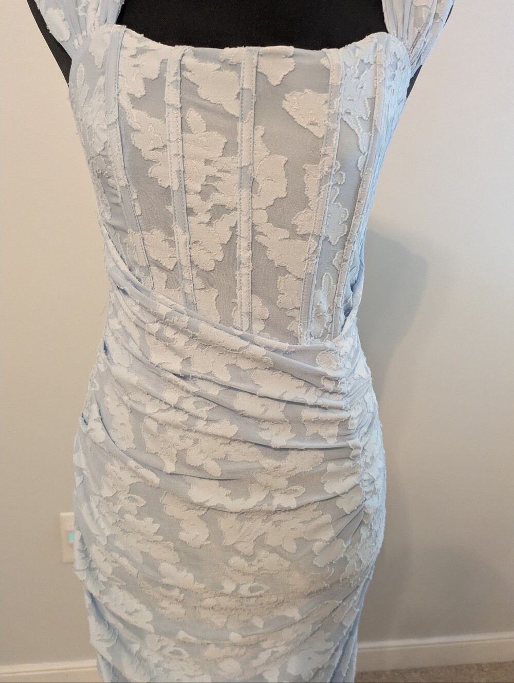 Corset Dress With Textured Floral Overlay Size M Mermaid Boning Ruched Bodycon - Picture 5 of 15